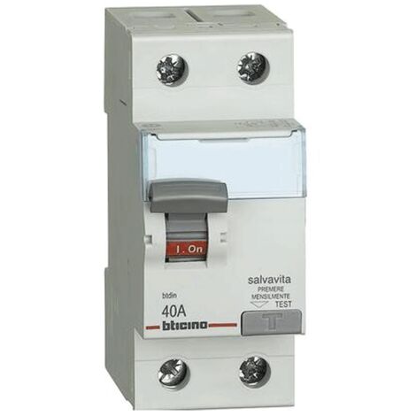 Disyuntor diferencial Bticino 40A AC 300MA G724AC40