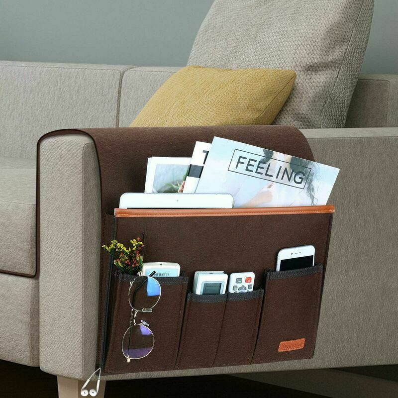 Image of Organizer per braccioli per divano, borsa portaoggetti per poltrona con 5 tasche, fodera per sedia per telecomando, iPad, riviste, occhiali (Marrone)
