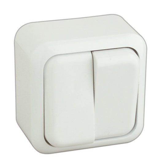 

Doble interruptor de superficie color blanco 36.470/DI/B 8430552106943