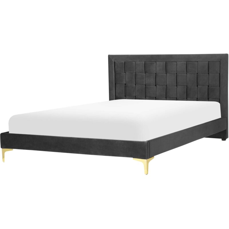 Beliani Bett Schwarz Samtstoff Mit Lattenrost 140 X 200 Cm Hohes Kopfteil Goldenes Metallgestell Modern Glamourös Doppelbett Ehebett Schlafzimmer Möbel