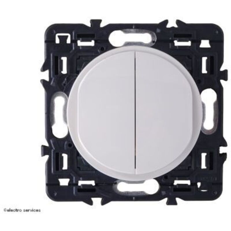 Legrand - Double interrupteur ou va-et-vient + poussoir Céliane - prémonté Blanc (CC2031)