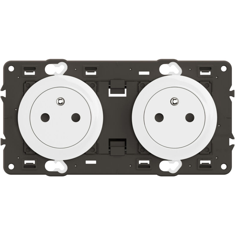 Double prise 2P+T Surface Céliane précâblée - Enjoliveurs Blanc et support - Legrand