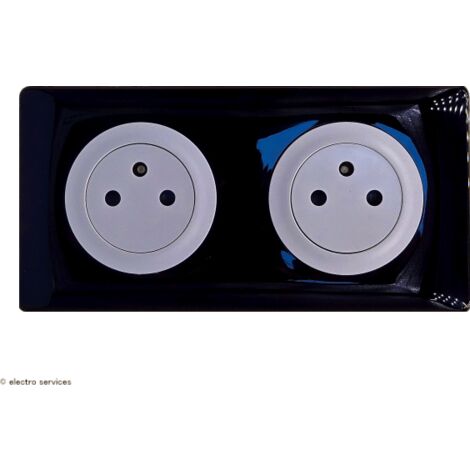 Double prise de courant 2P+T Surface Céliane Complet Noir  Griffes: Sans griffes