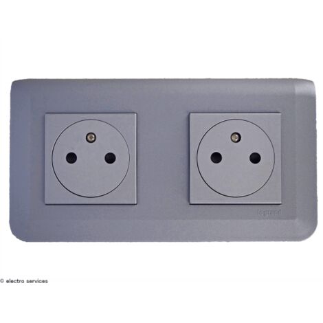 Double prise de courant 2P+T Surface Mosaic Legrand Alu complet Griffes: Sans griffes