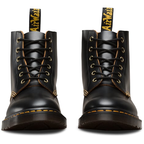 dr martens arc 6 eye