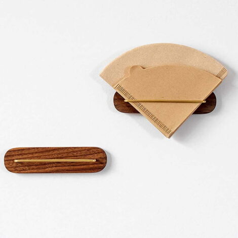 Due portafiltri da caffè, organizer da parete per filtri da caffè, con retro adesivo, contenitori a forma di cono, adatti per filtri di carta V60 (colore noce ottone).