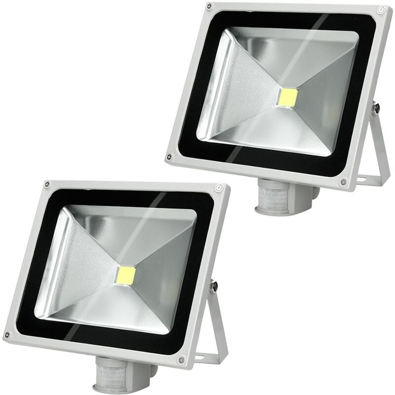 

2x Focos reflectores con sensor de movimiento LED 50W - resistente al agua - 2585 lúmenes - 2800K Blanco cálido - Clase de protección IP65