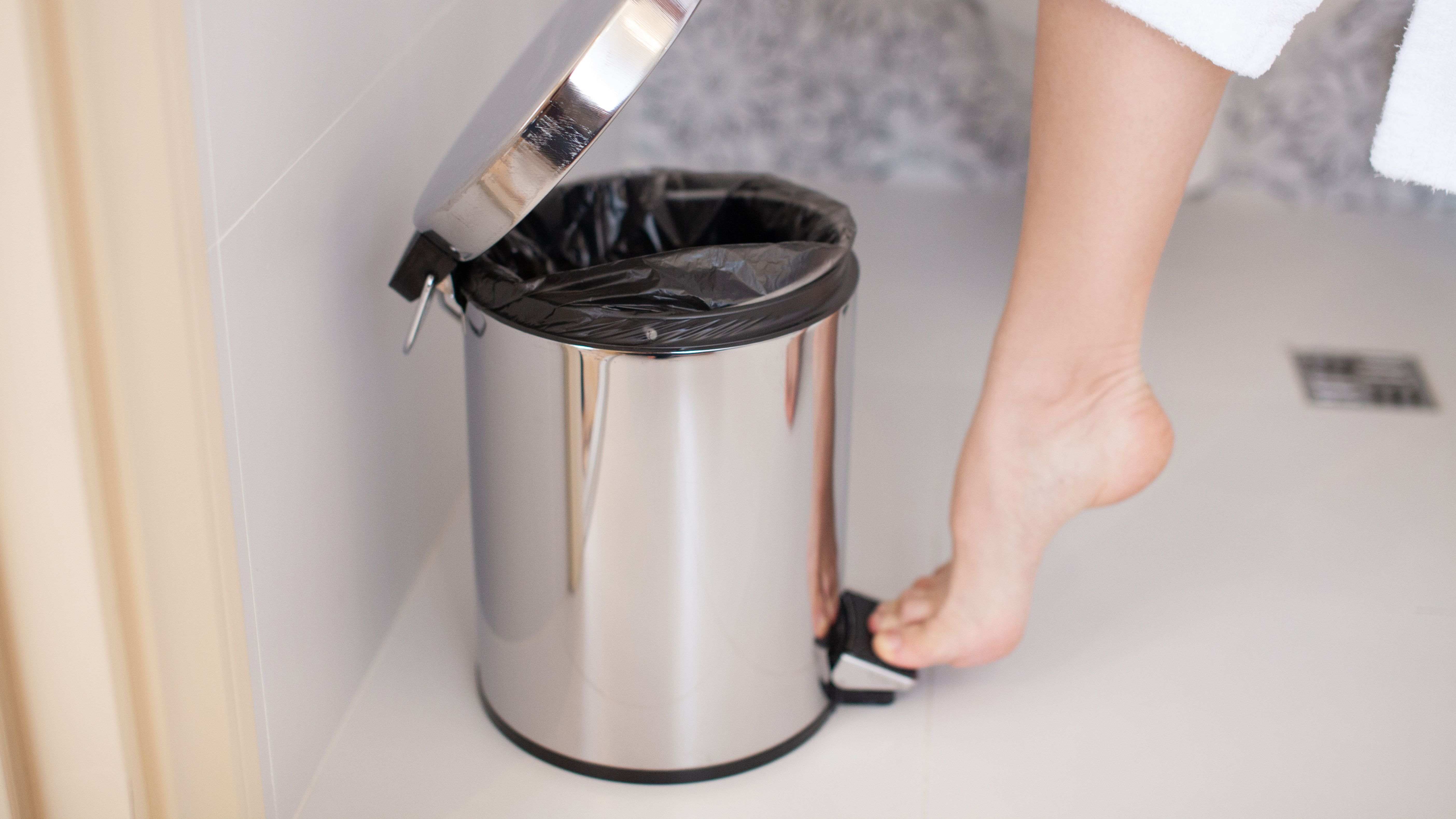 Bathroom bin buying guide