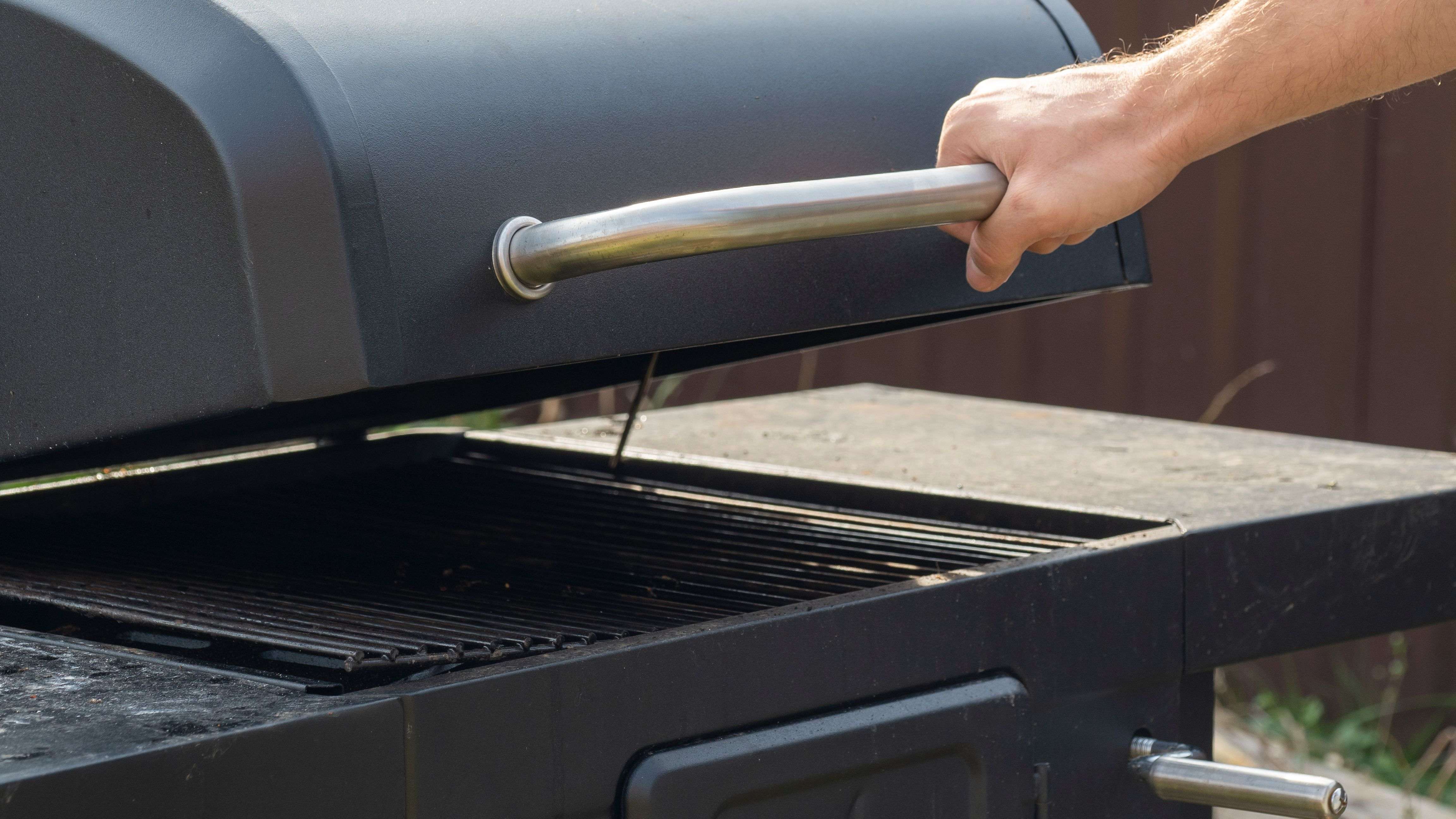 Barbecue: Gedünstetes Kochen