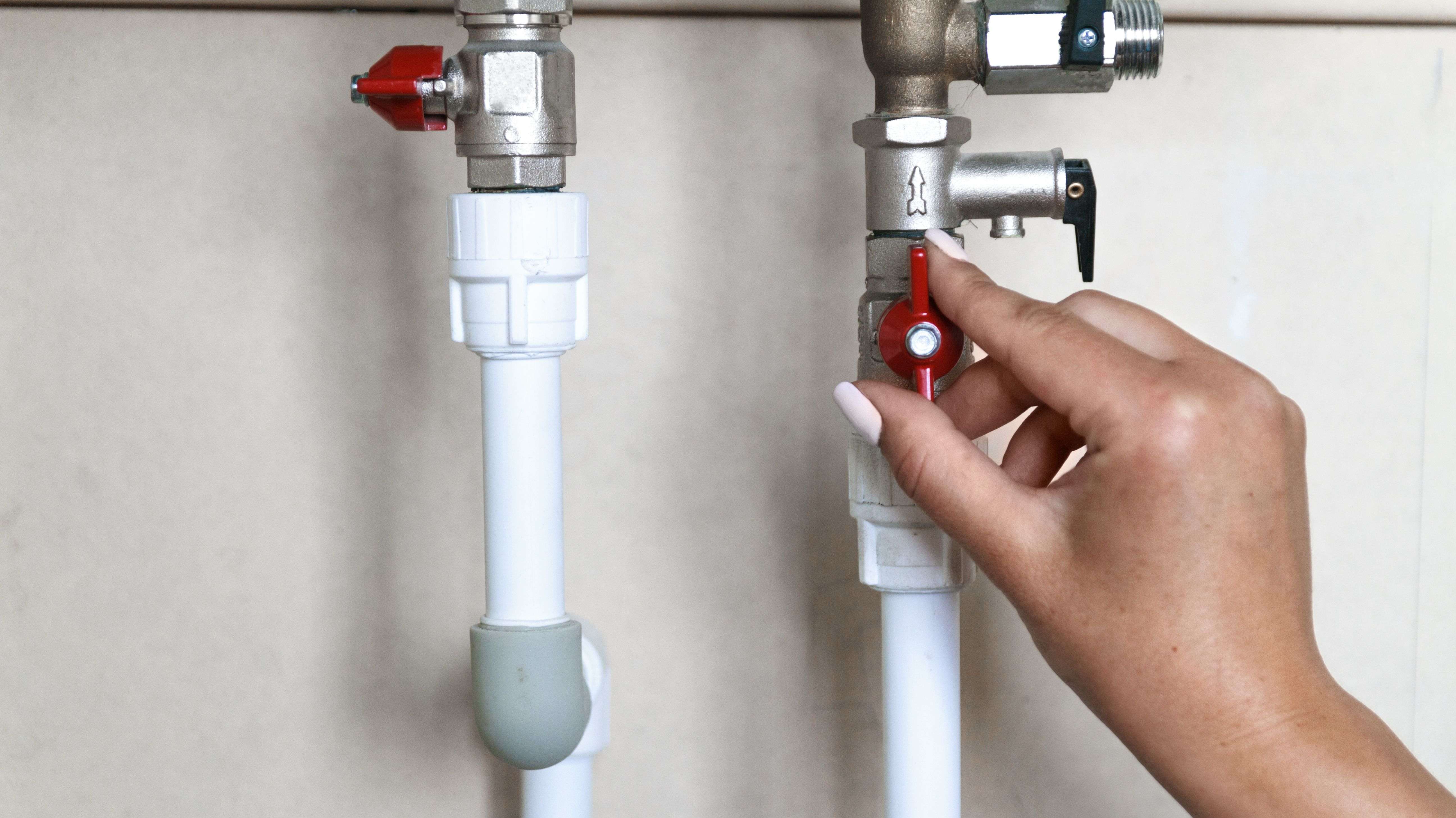 ¿Cómo vaciar un termo eléctrico?