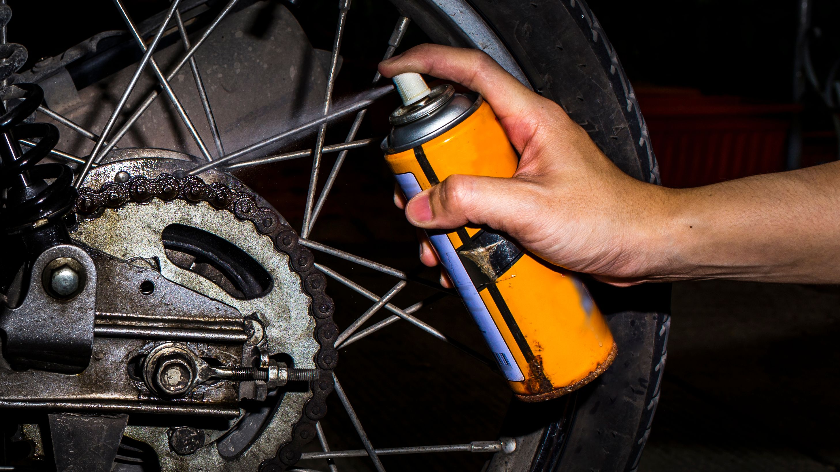 Cómo elegir lubricantes, grasas y aceites