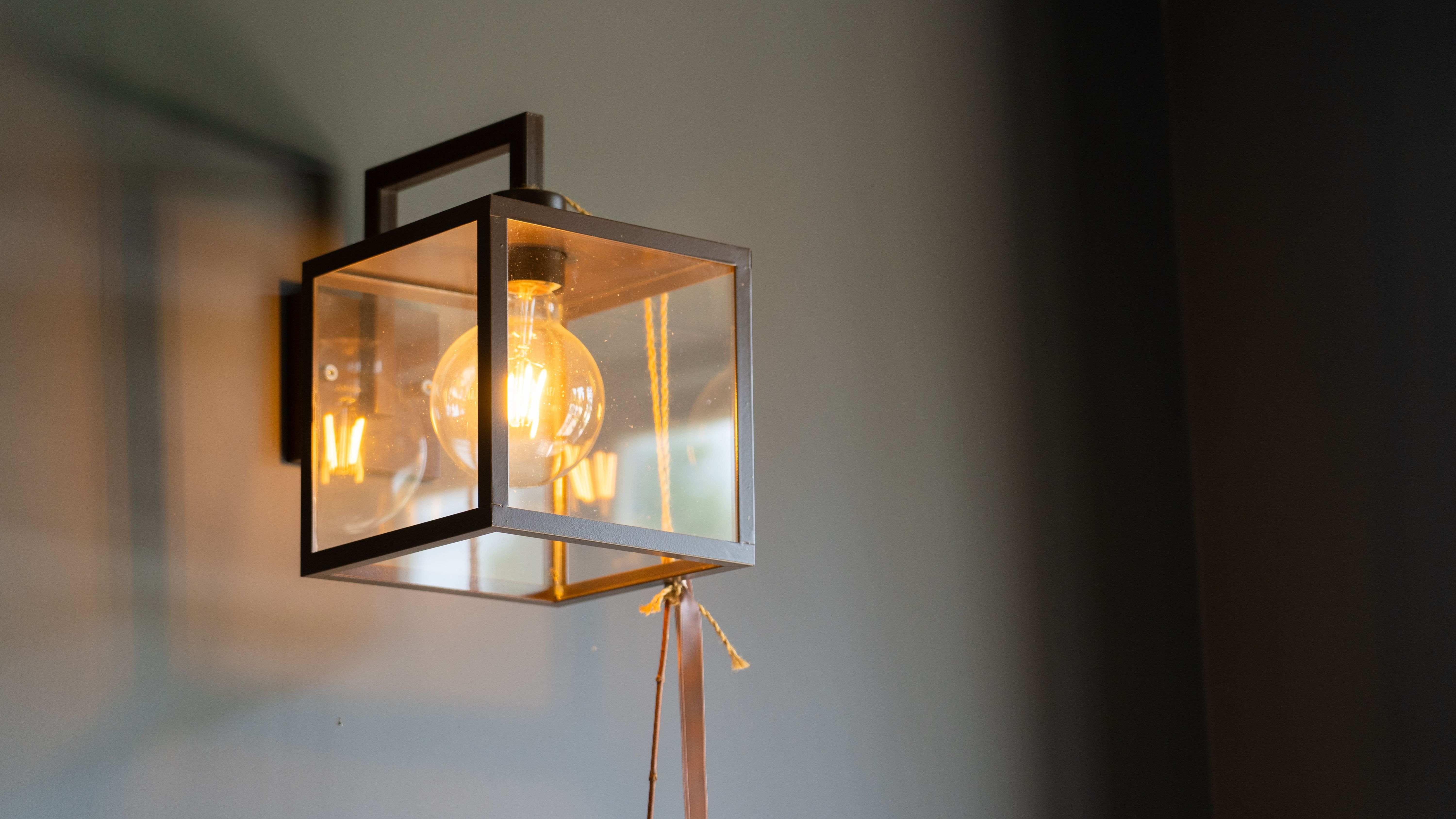 Cómo elegir apliques de luz para interiores