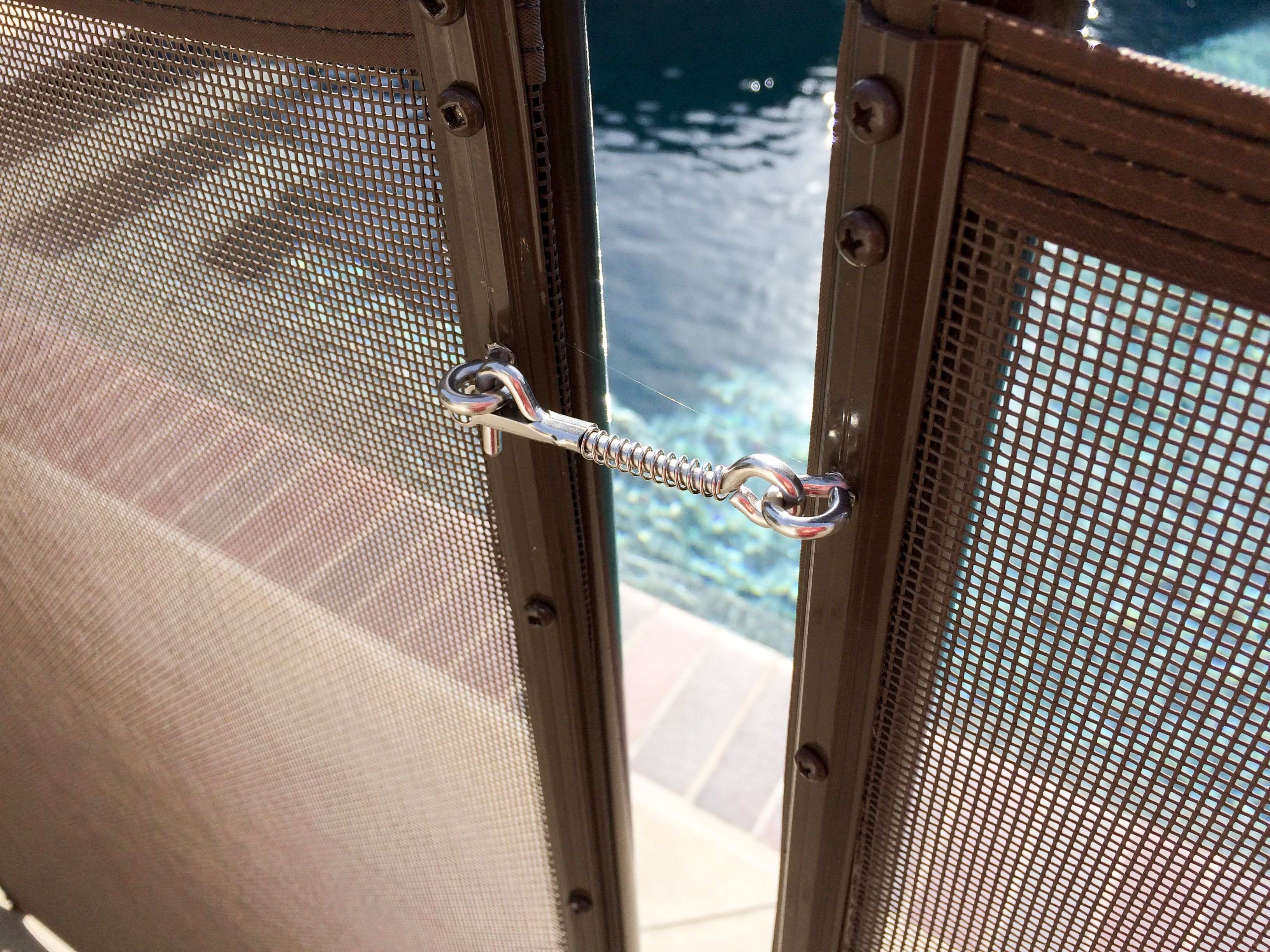 Come rendere sicura la piscina