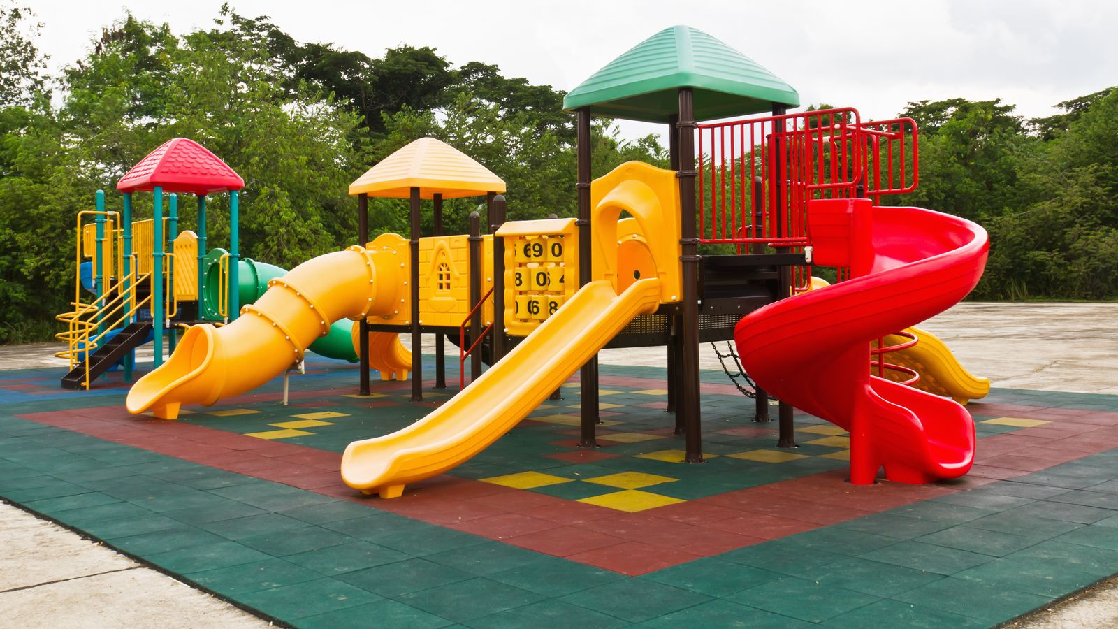 trampoline playset
