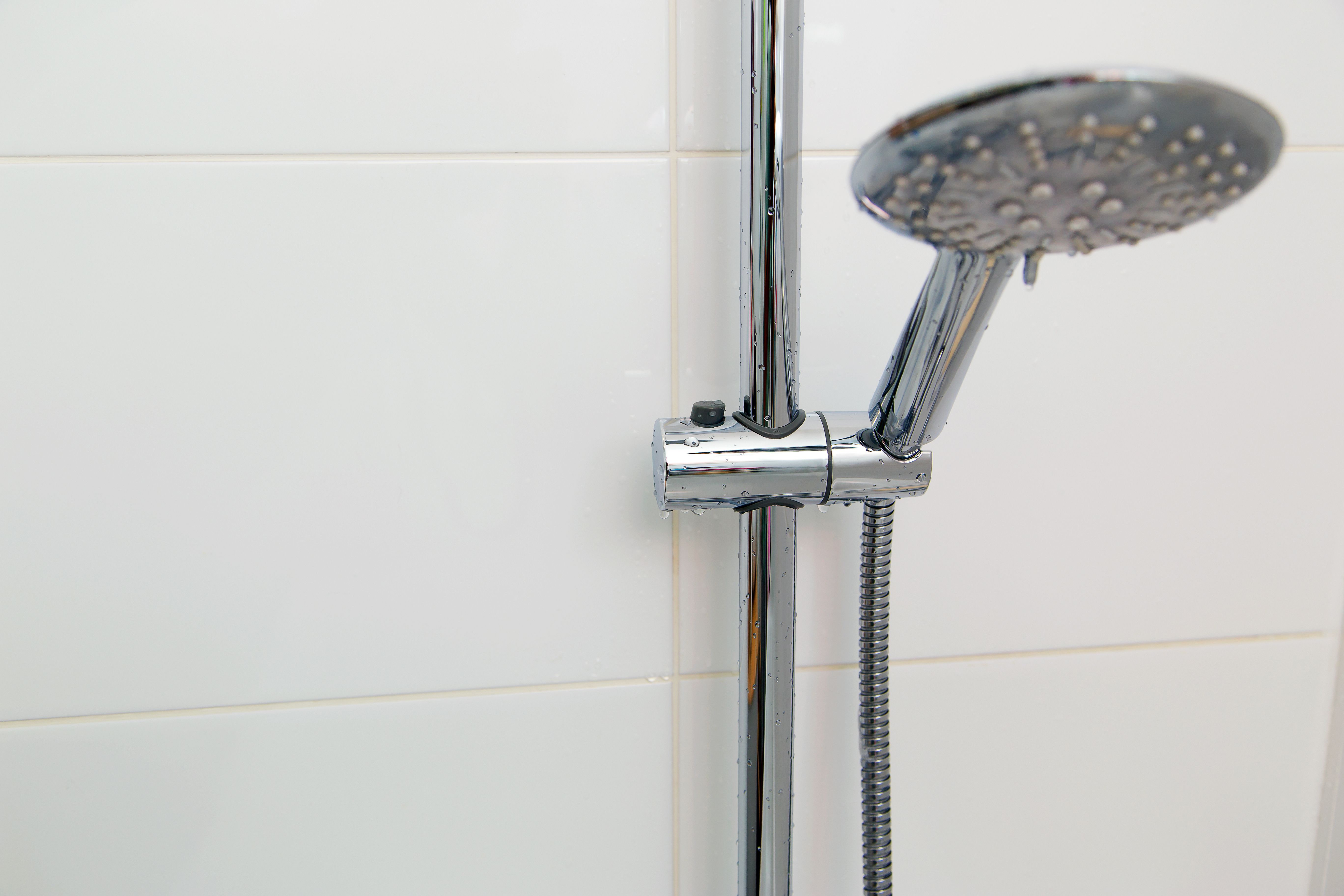 Comment choisir sa barre de douche