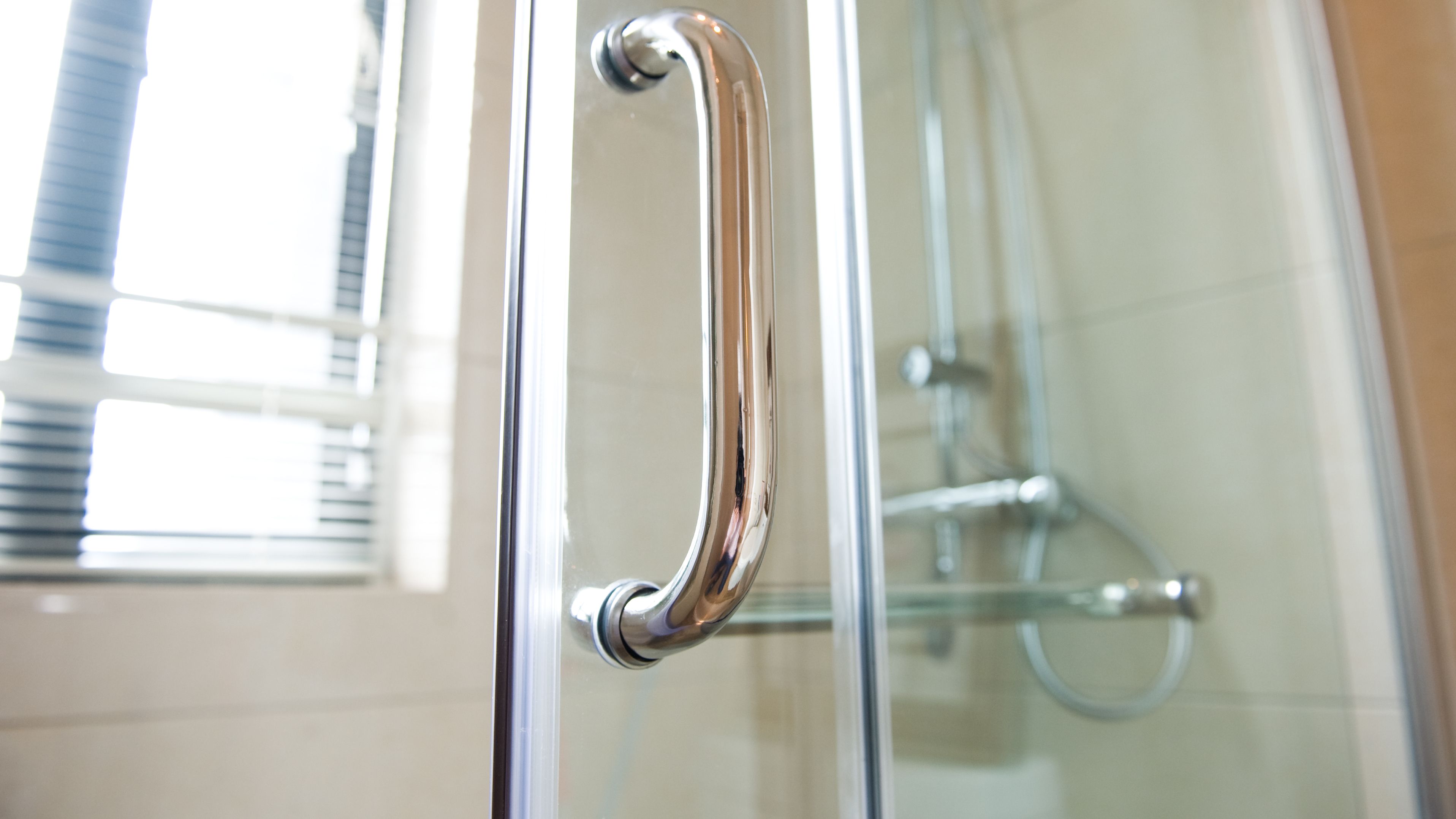 Comment choisir sa porte de douche