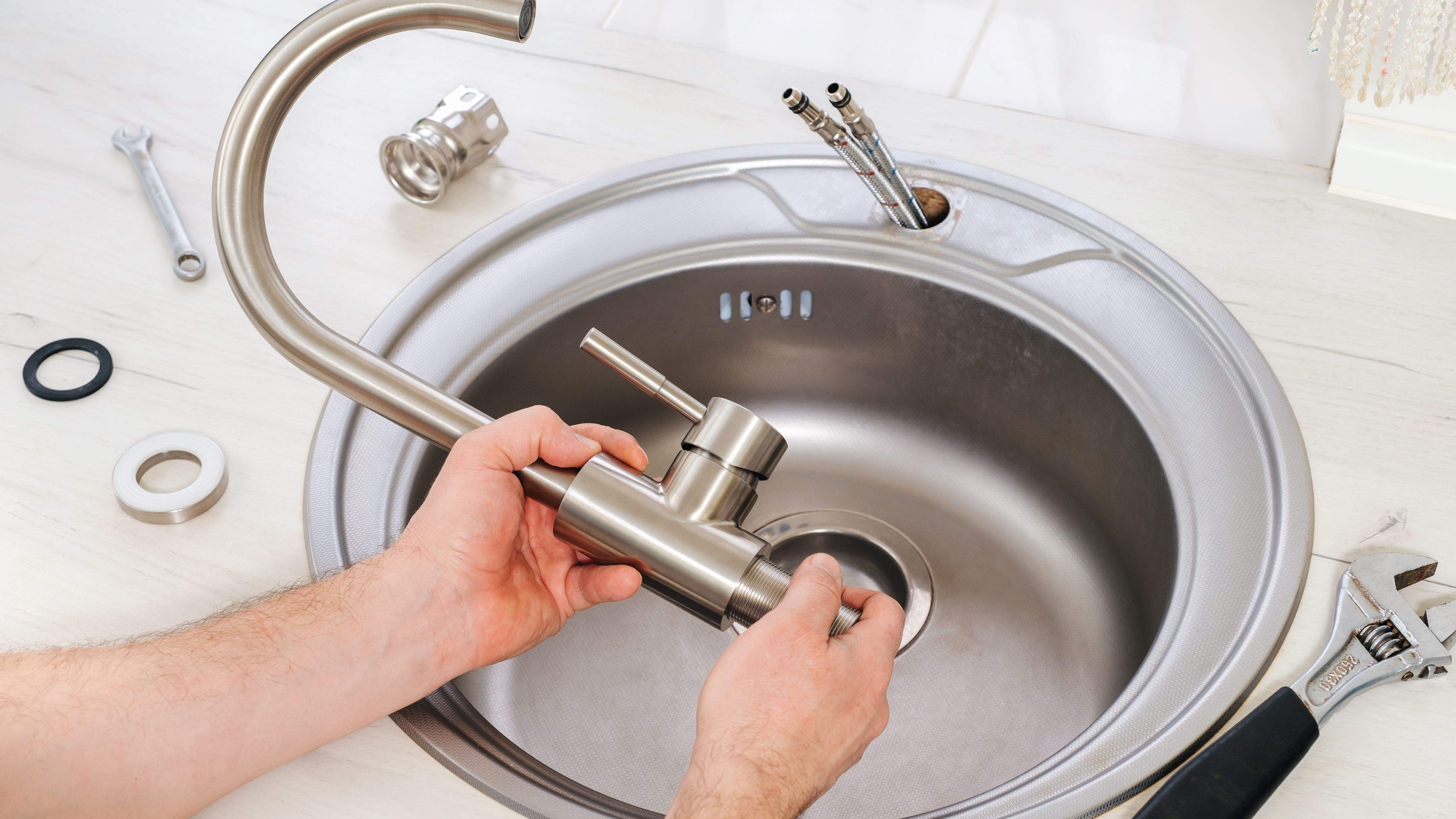 Comment installer un évier de cuisine