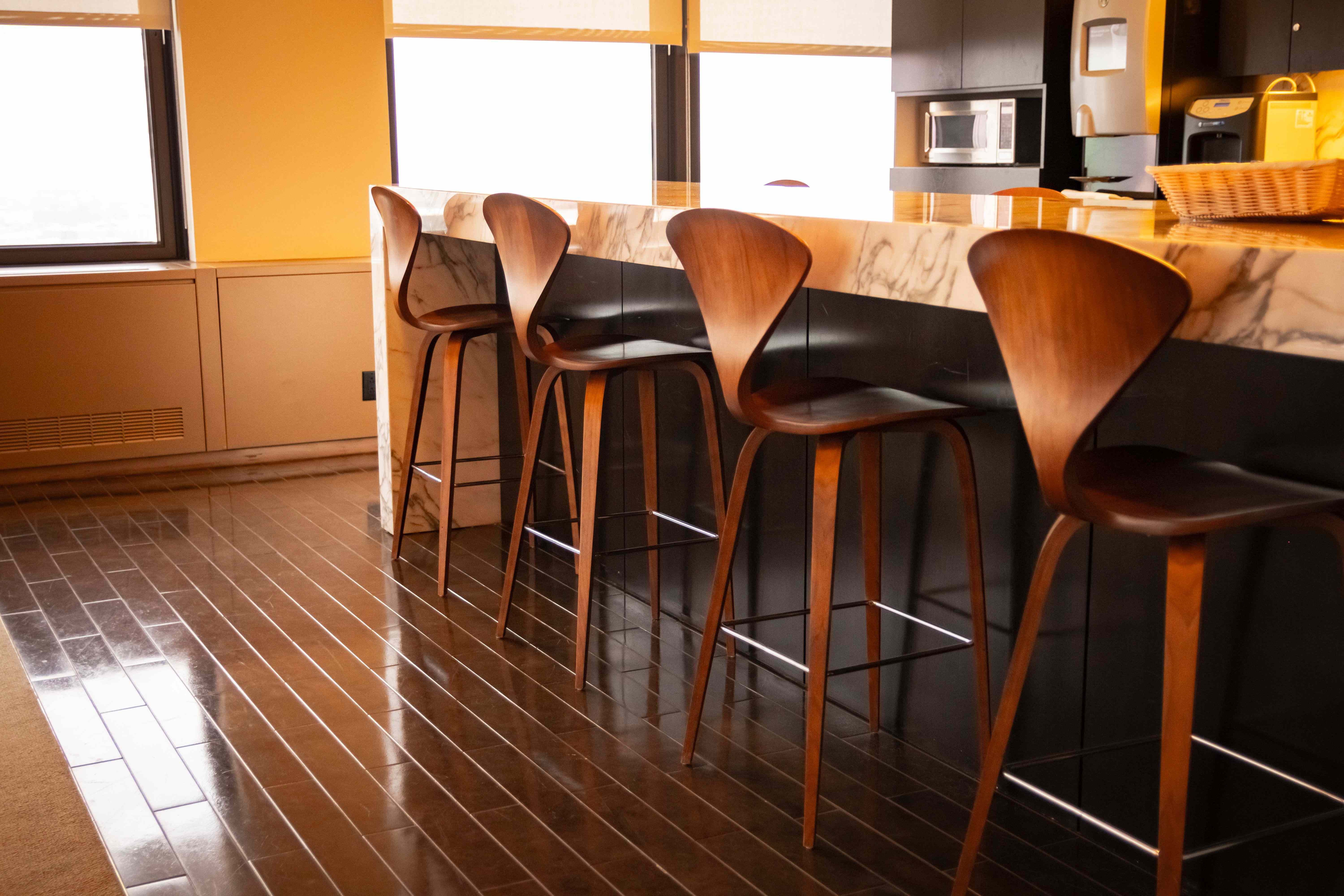 Comment choisir un tabouret de bar ou cuisine