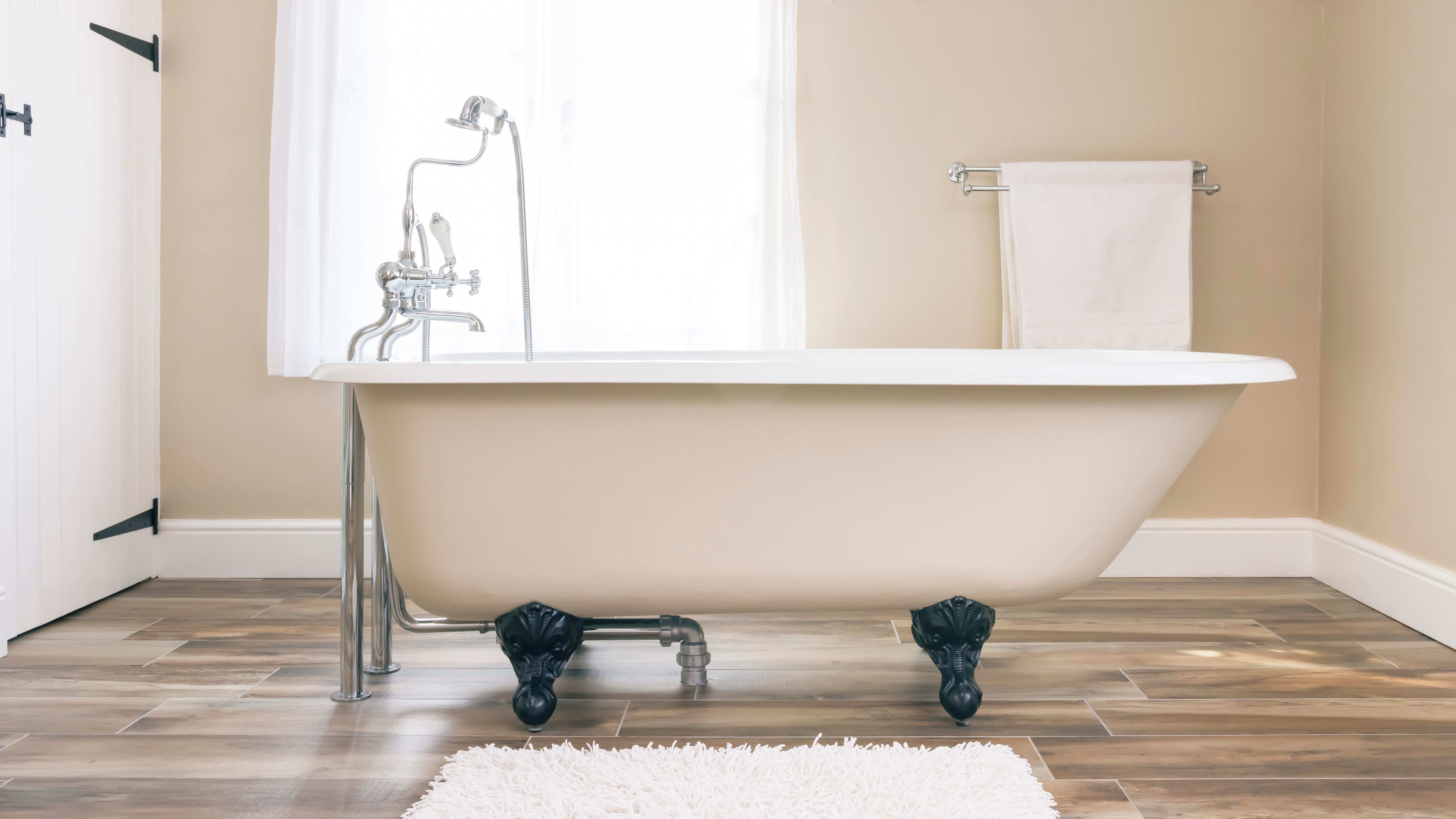 Baignoire : prix, matériaux et marques