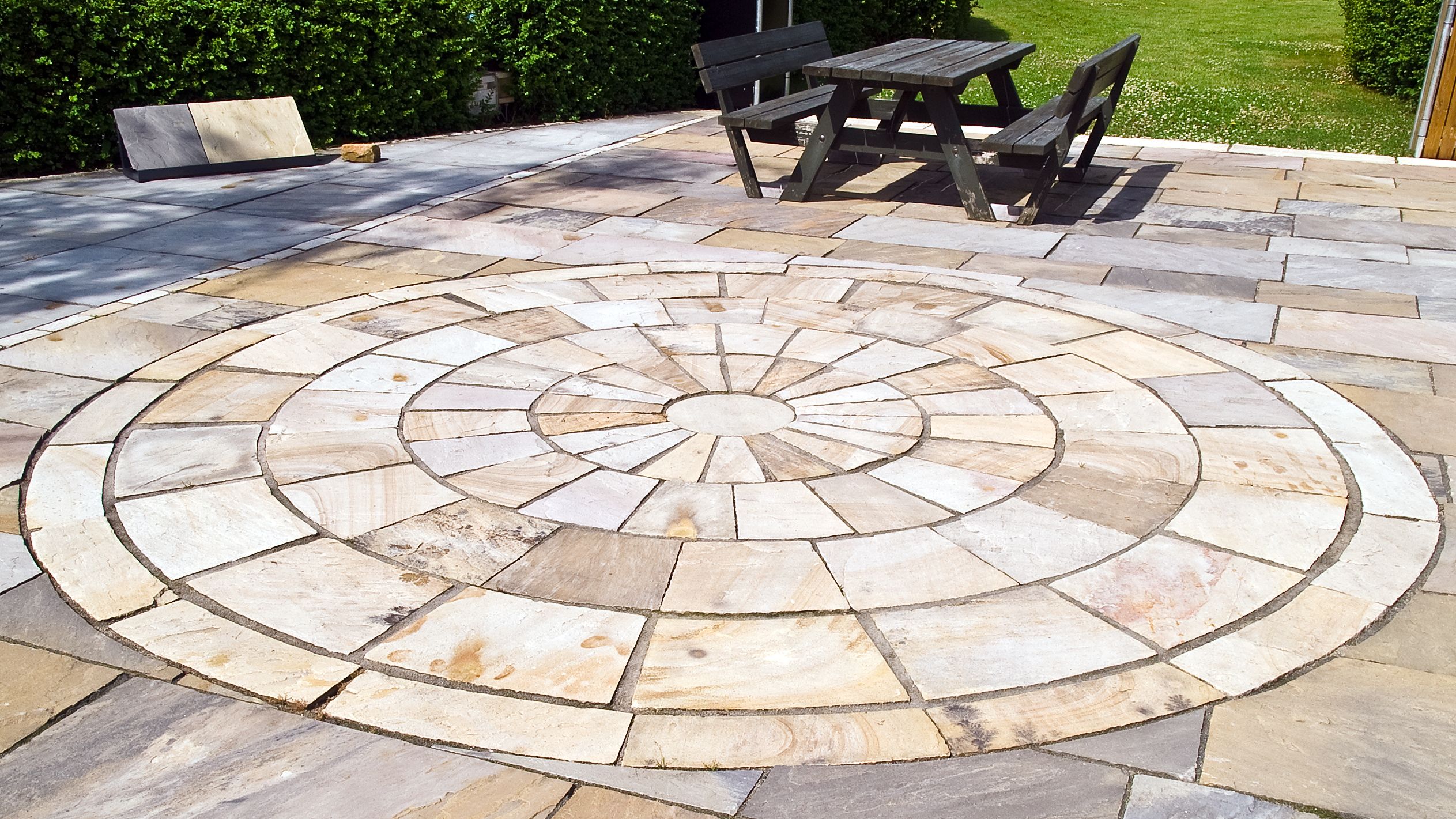 Comment choisir son carrelage de sol extérieur