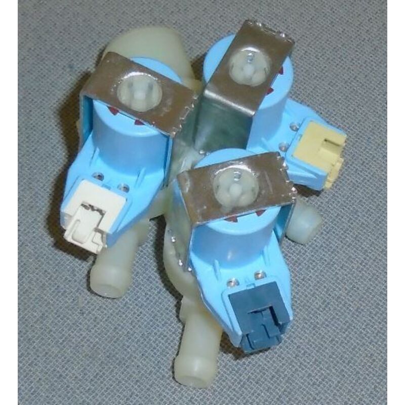 Beko - Water inlet valve (triple) pour lave-linge 2005680800