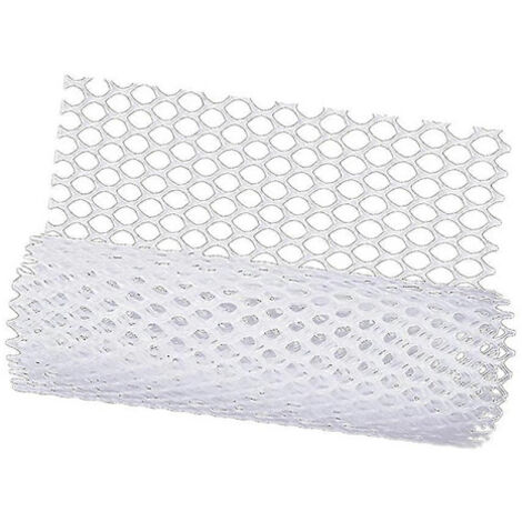 Enclos à poules réutilisable en plastique, léger et durable, maille hexagonale, projet de bricolage pour jardin ou cour.