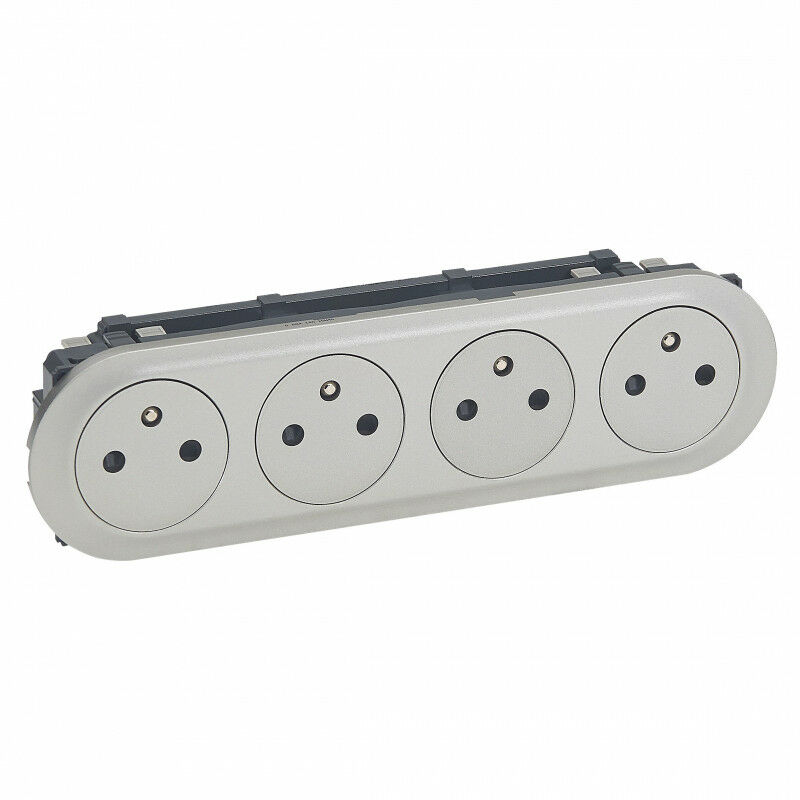 Enjoliveur Céliane pour quadruple prise de courant 2P+T Surface précablée compacte finition titane (068414)