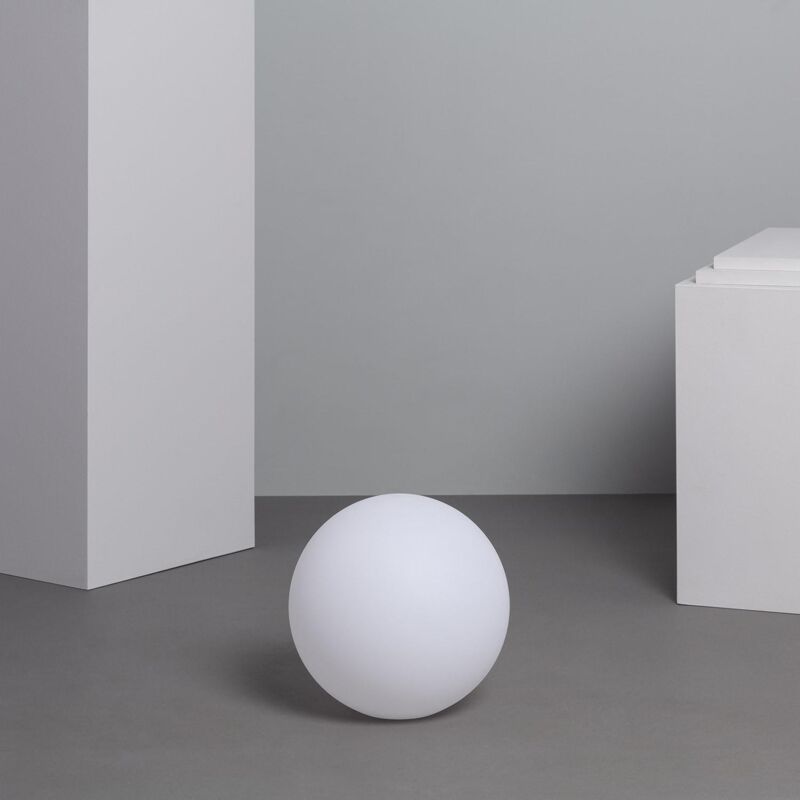 

Esfera LED RGBW IP65 30cm Recargable