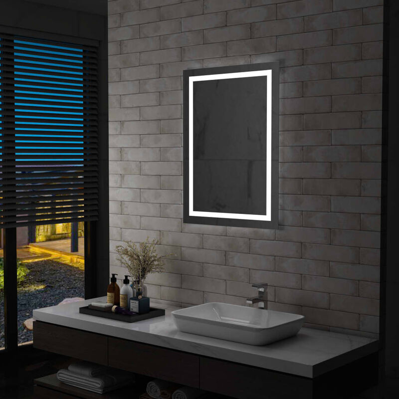 

Espejo de baño con LED y sensor táctil 60x80 cm - Plateado