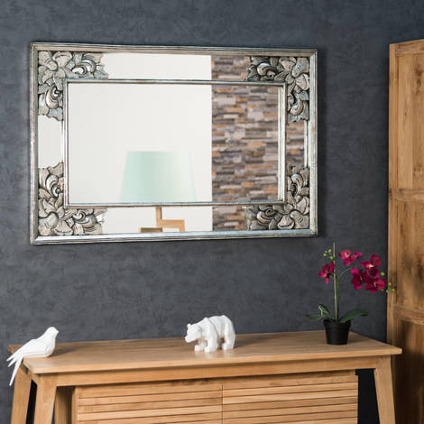Espejo decorativo de madera con pátina Mathilde plateado 110 x 70 cm - Plateado