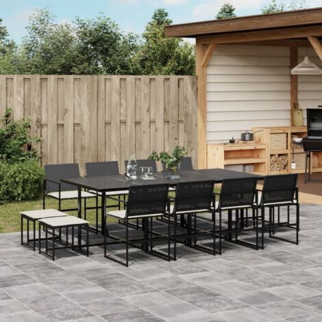 Essgruppe für den Garten 13-teilig mit schwarz geflochtenen Kissen