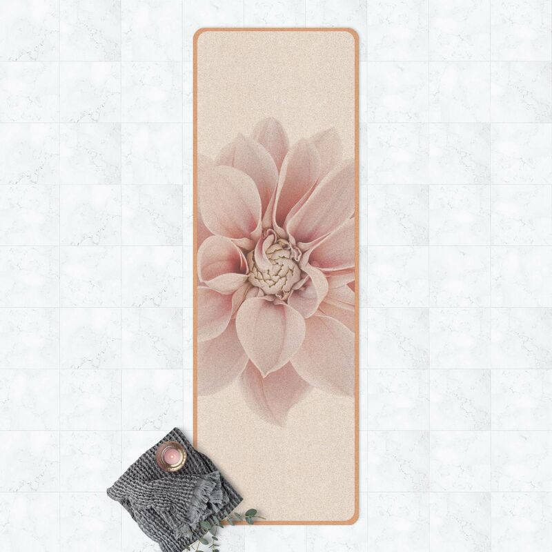 

Esterilla yoga - Dahlia Flower Pastel White Pink Dimensión LxA: 61cm x 183cm