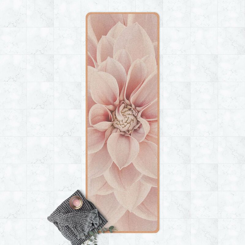 

Esterilla yoga - Dahlia In Powder Pink Dimensión LxA: 61cm x 183cm