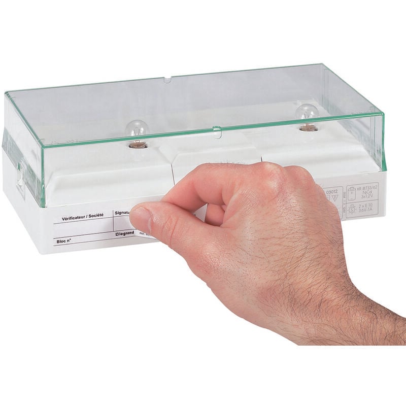 Legrand - etiquette de maintenance pour baes, baes+baeh et baeh