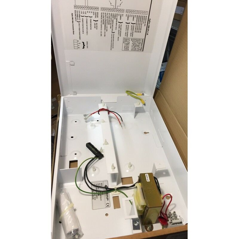 

Europlex - 3220W-003 - Caja central 100 zonas de alarma - APLEX 100Z nd EPROM en blanco