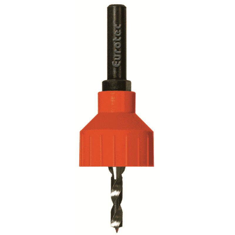 Forêt de pré-perçage et fraisage pour terrasse bois