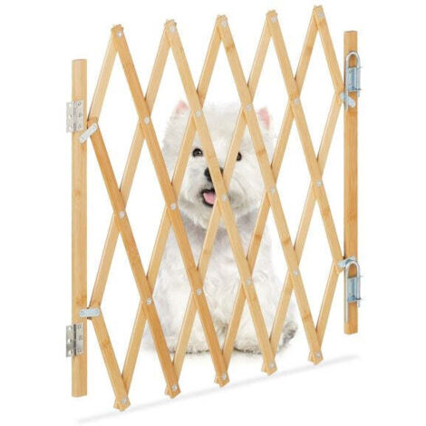 Extendable bamboo dog barrier