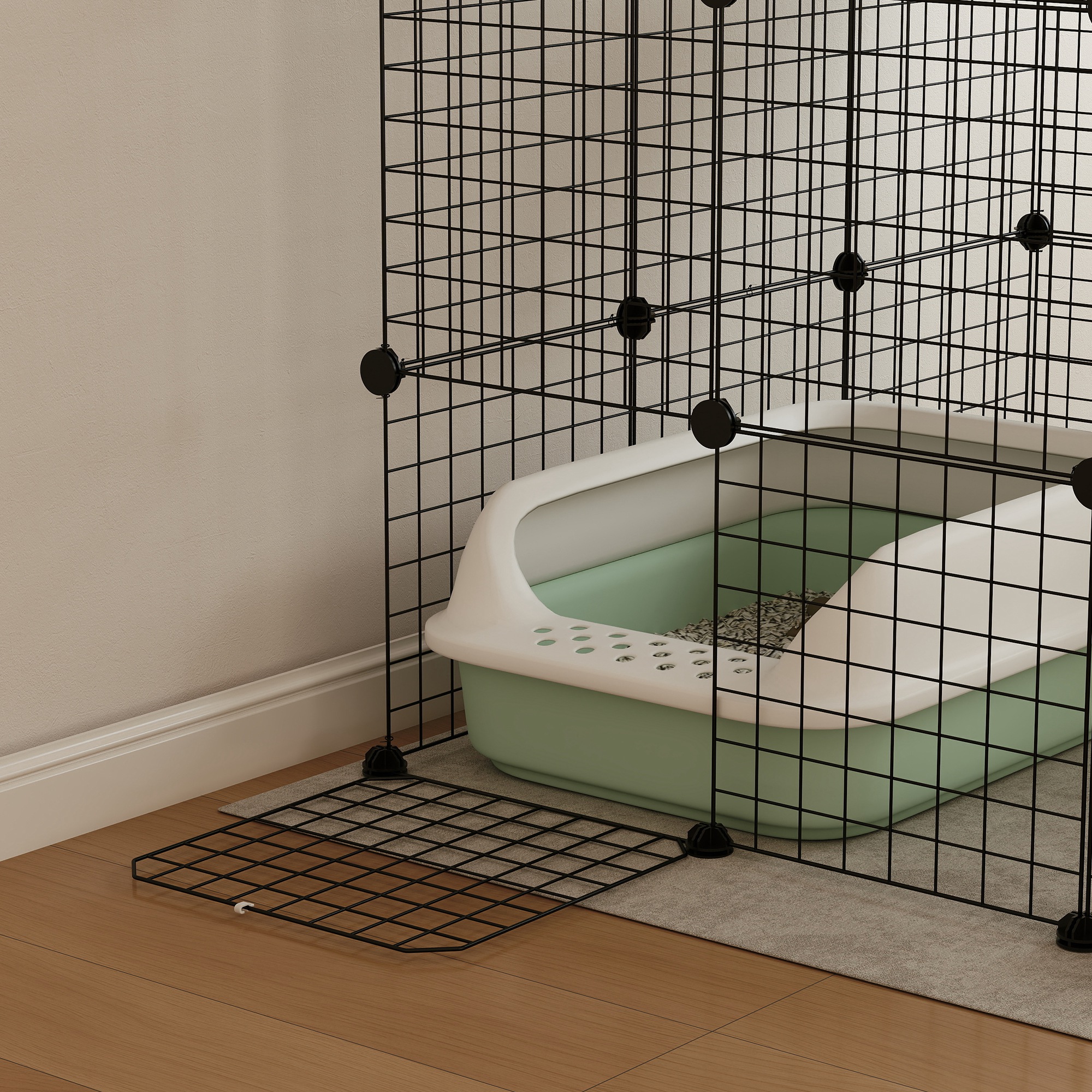 Deux chats dans le catio