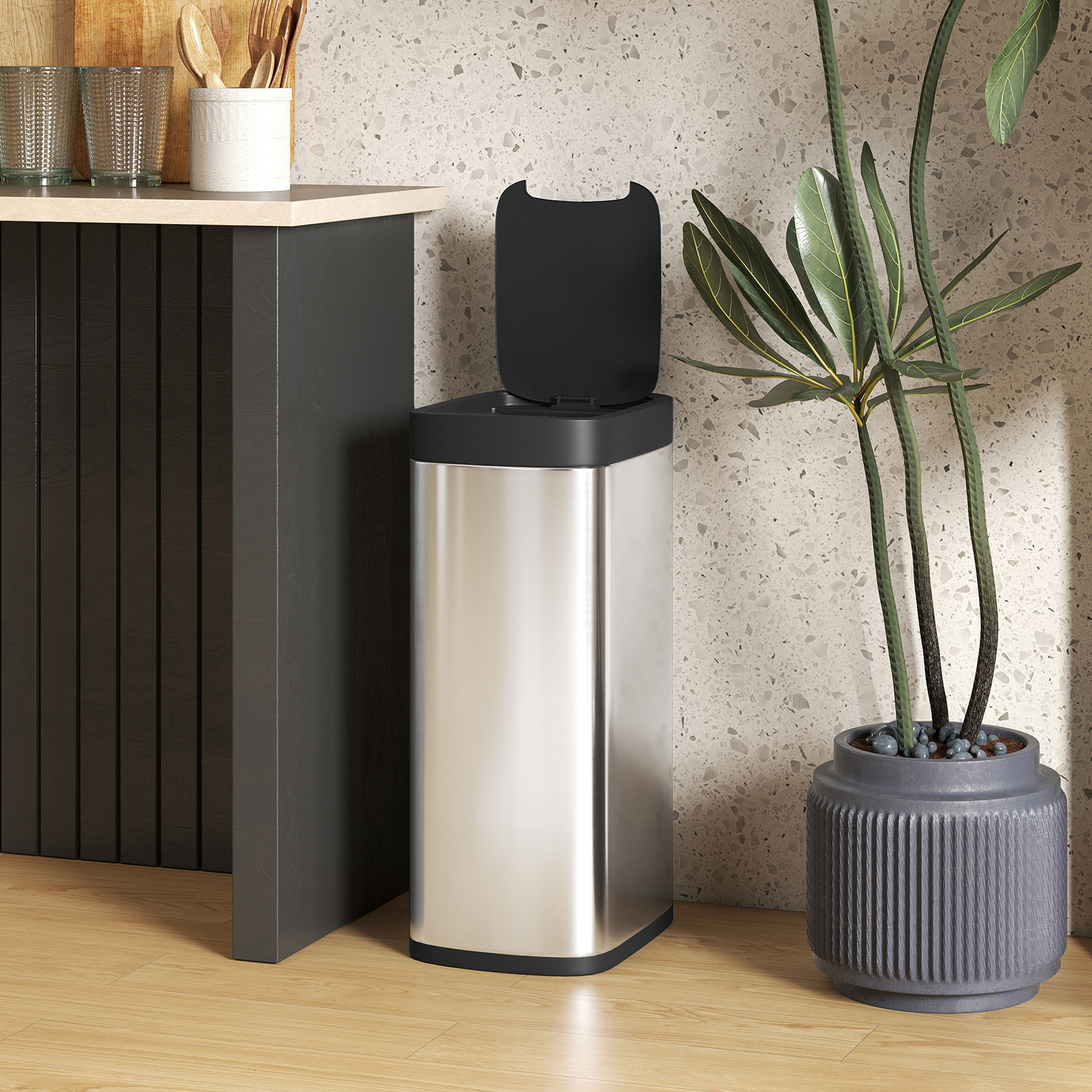 Finition acier inox anti‑traces empreintes digitales