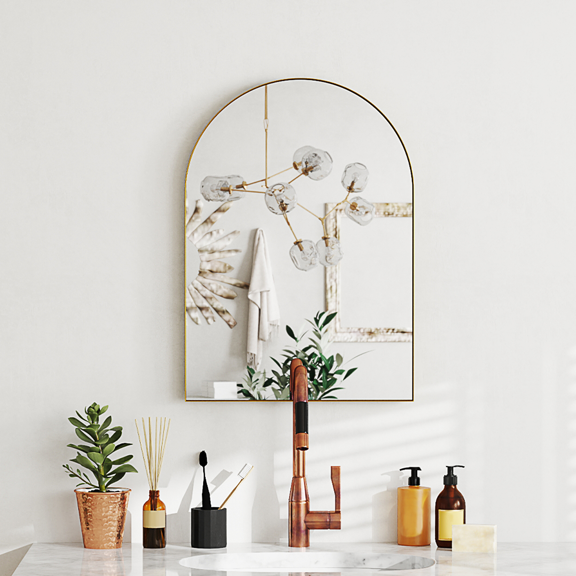 Miroir salle bain au-dessus lavabo