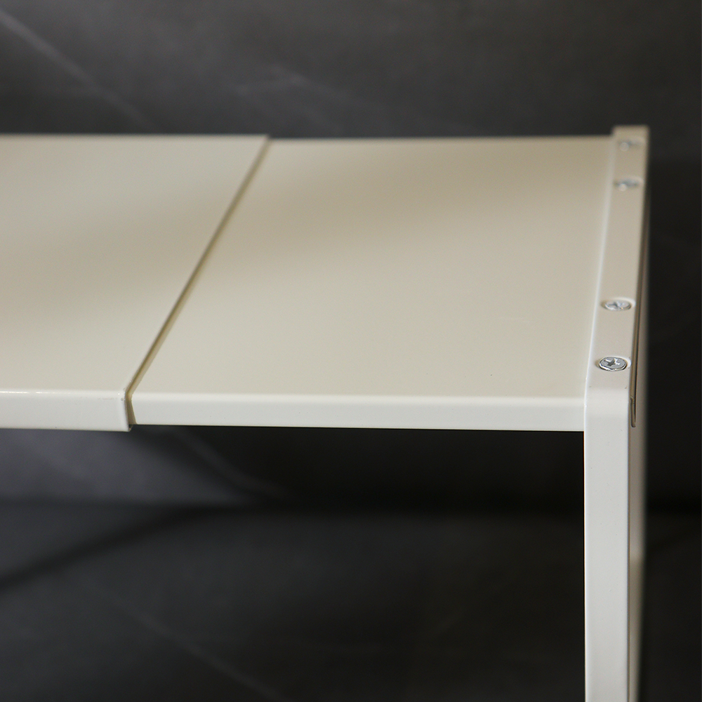 Étagère télescopique blanc‑cassé fer