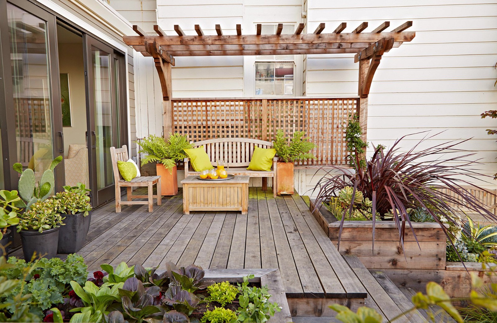 deck-seating-raised-gardens-1f94c8c4-572a641a7d9f4847851cf2bfd488a5ec.jpg