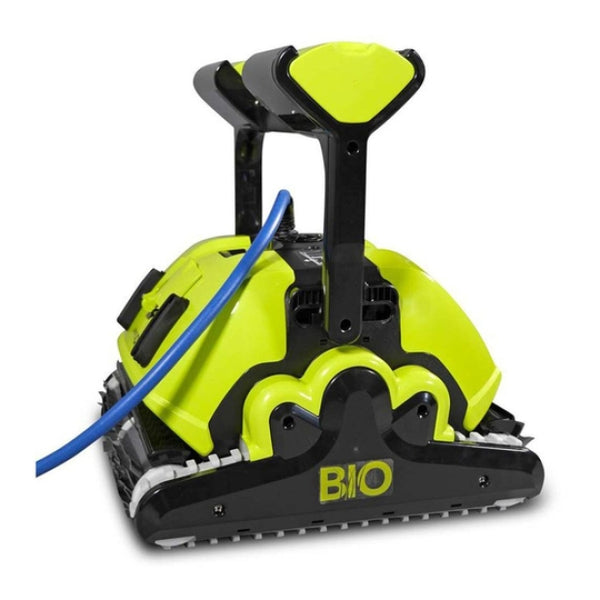 Robot piscina Dolphin Supreme M5 Bio in verde e nero, con cavo blu, per piscine biologiche.