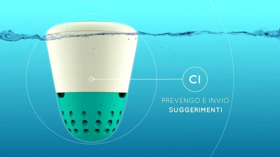 Kit di calibrazione sonde Ondilo ICO in acqua, con testo informativo a destra.