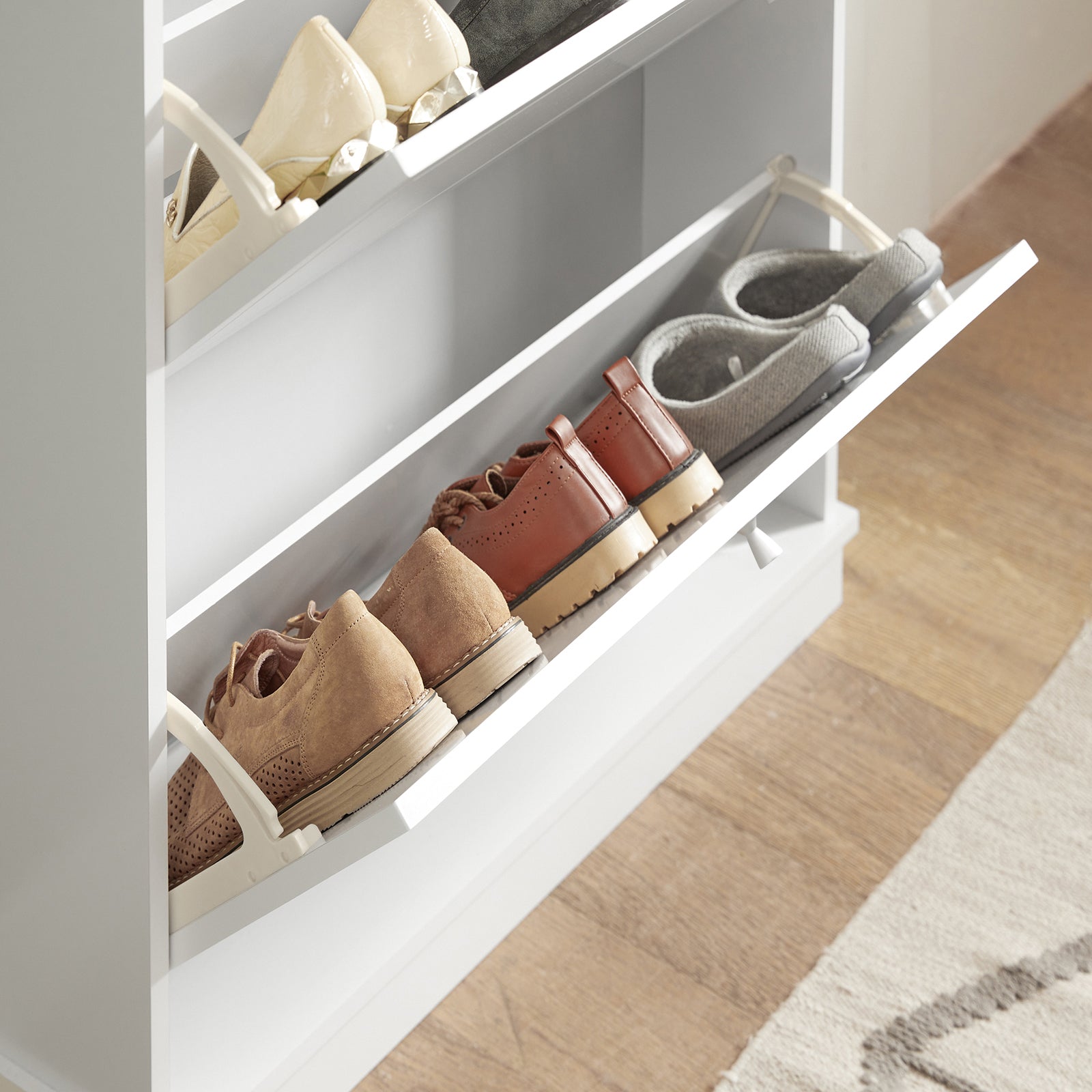 SoBuy Scarpiera con 2 ante e 4 ripiani, colore: bianco, dimensioni: ca. 76 x 78 x 18 cm FSR99-W