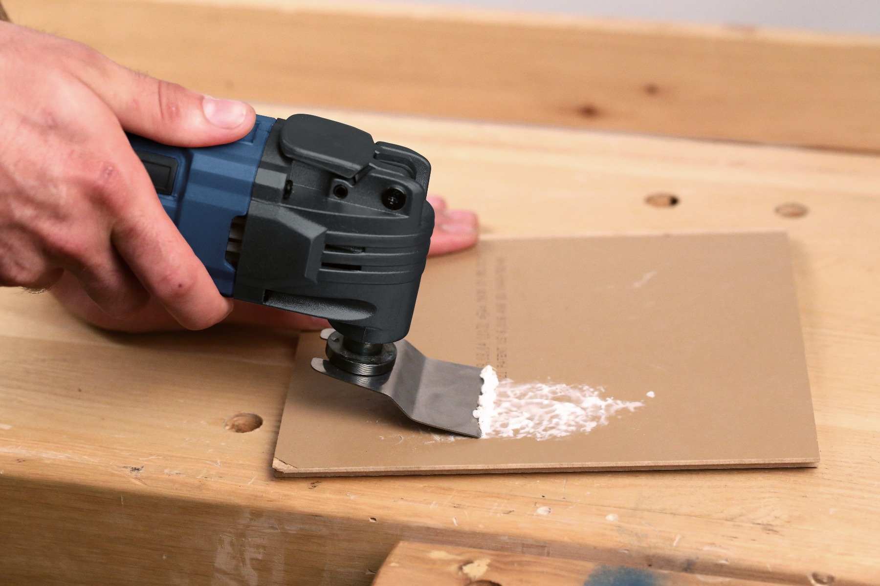 FERM OTM1007 Multiutensile - Oscillante - 300W - Incl. Valigetta E 7 Accessori -Makitae Outlet AAHKMJXYDAFdJAOAIMEbOAch33AdukmN70dmBUW84T W2wtCflcMmpoNaui8oc3Y8u2rpWDVtKFEyRitYQSnc9ZRvMyNLFzYKfHz9YyUknJN PXZ0p2x3Bie6 mrlt uzYg=