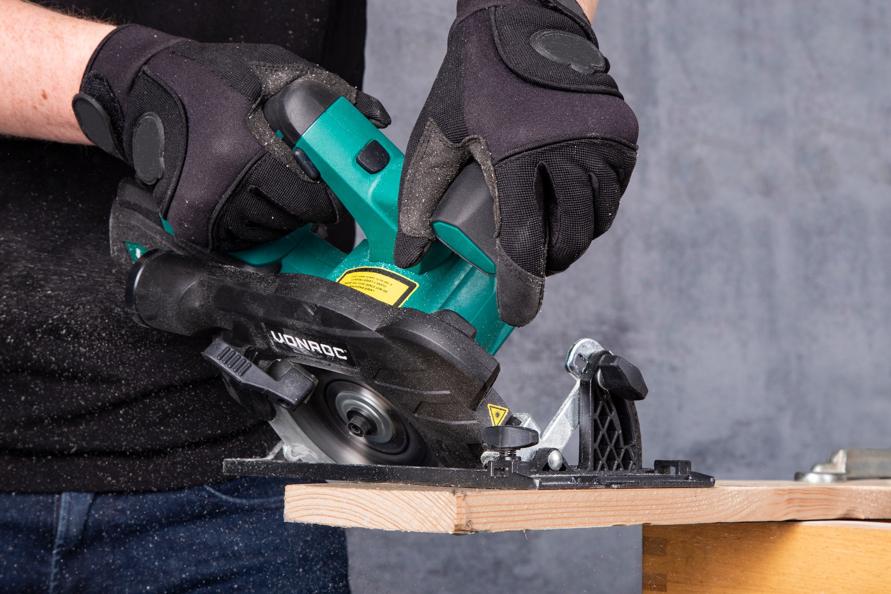 VONROC CS501DC Sega circolare a batteria VPOWER 20V - 150mm