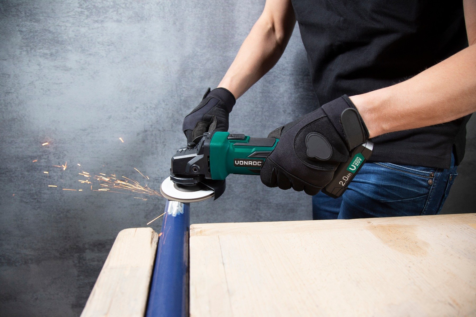 VONROC AG501DC Smerigliatrice angolare a batteria 20V/115mm