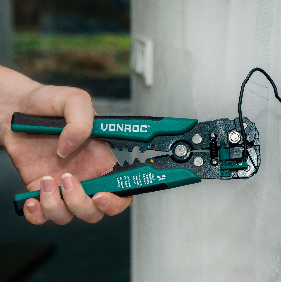 VONROC WS502XX Spelafili|Crimpatrice automatica professionale. Include Set di accessori da 270 pezzi