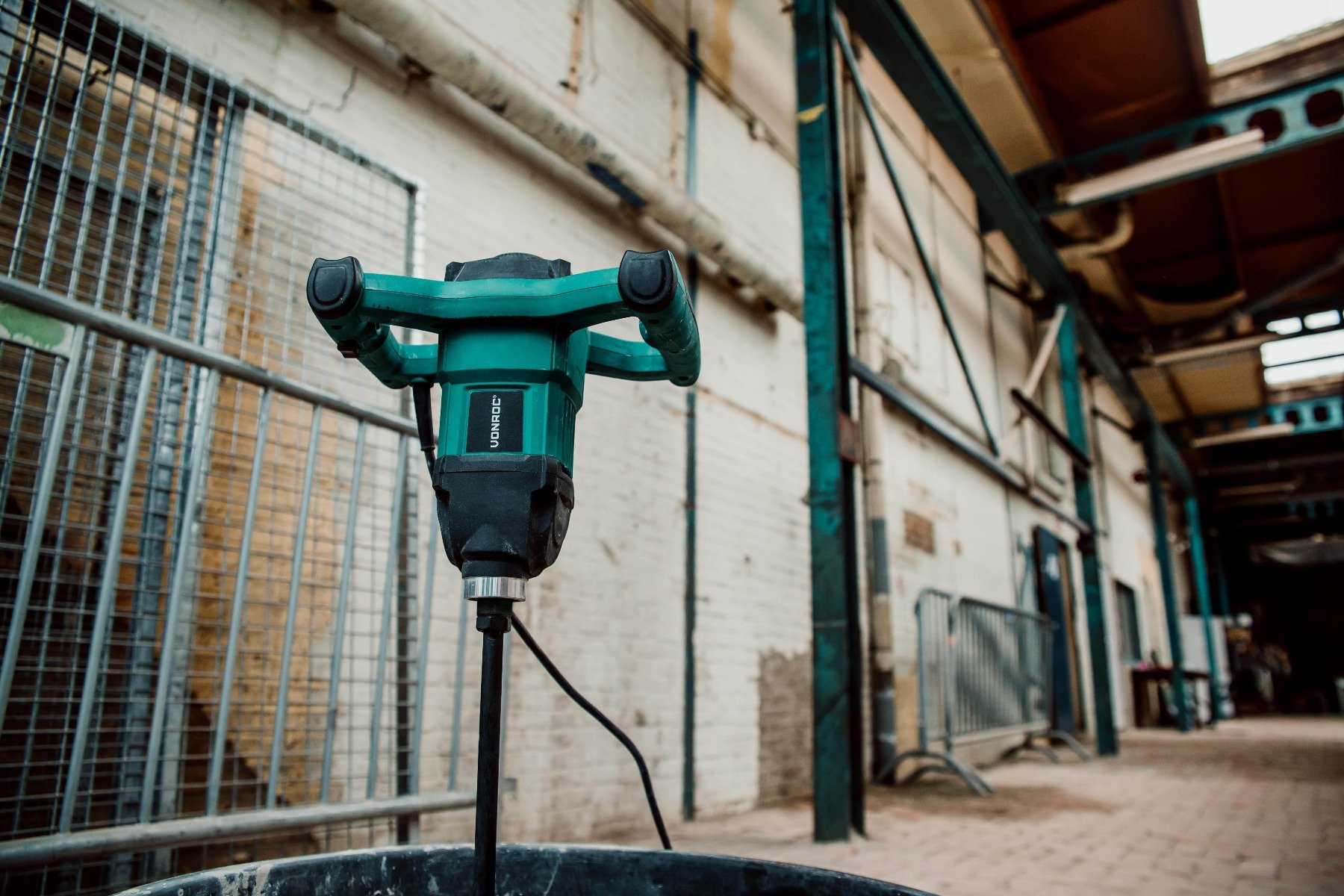 miscelatore cemento malta 1200W VONROC